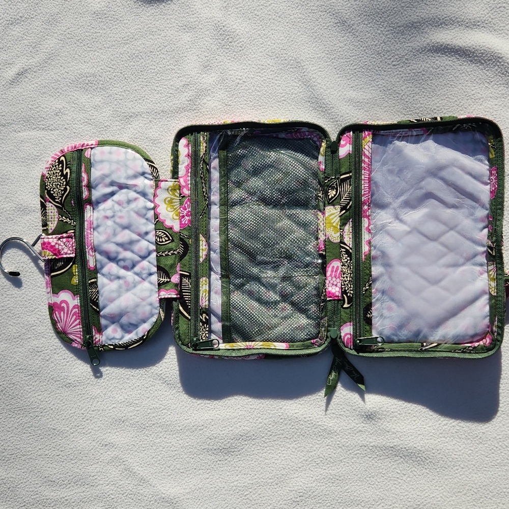 Vera Bradley Hanging Travel Organizer In Olivia Pink - Picture 2 of 9